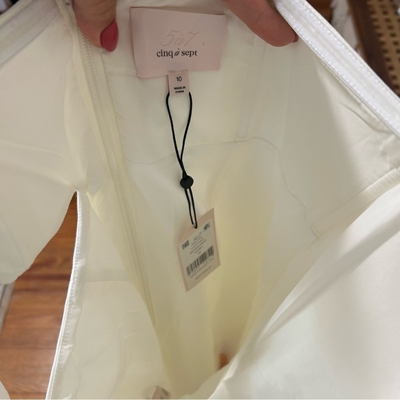 Cinq a Sept Laurile Cut Out Crepe Dress in White sz 10 - Picture 4 of 4